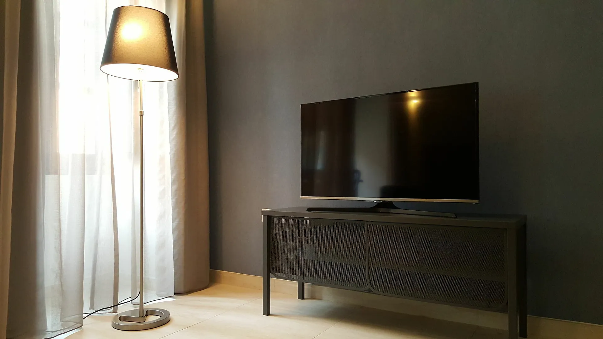D Townhouse Apartment Sliema